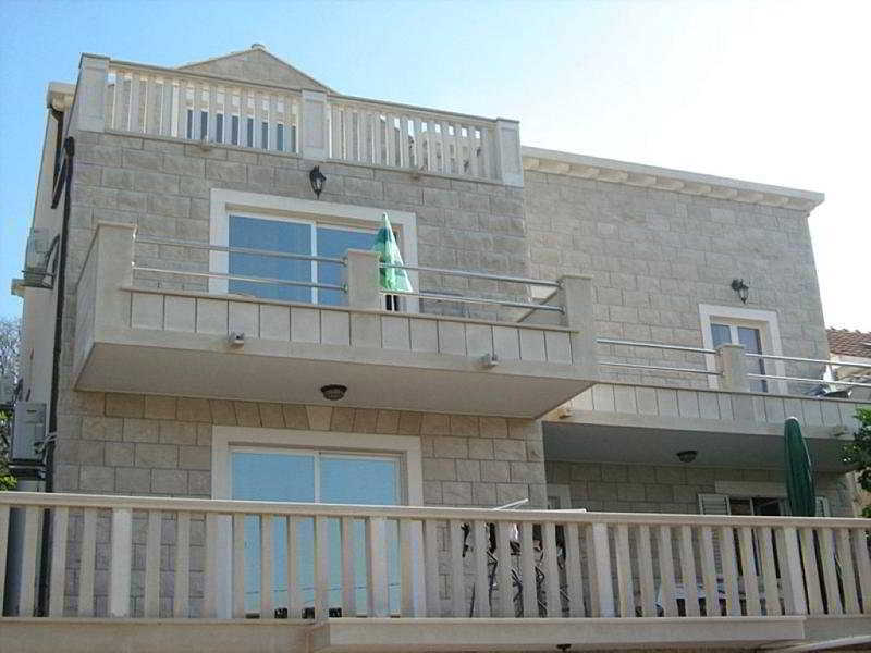 Apartmani Dub Кавтат Екстериор снимка